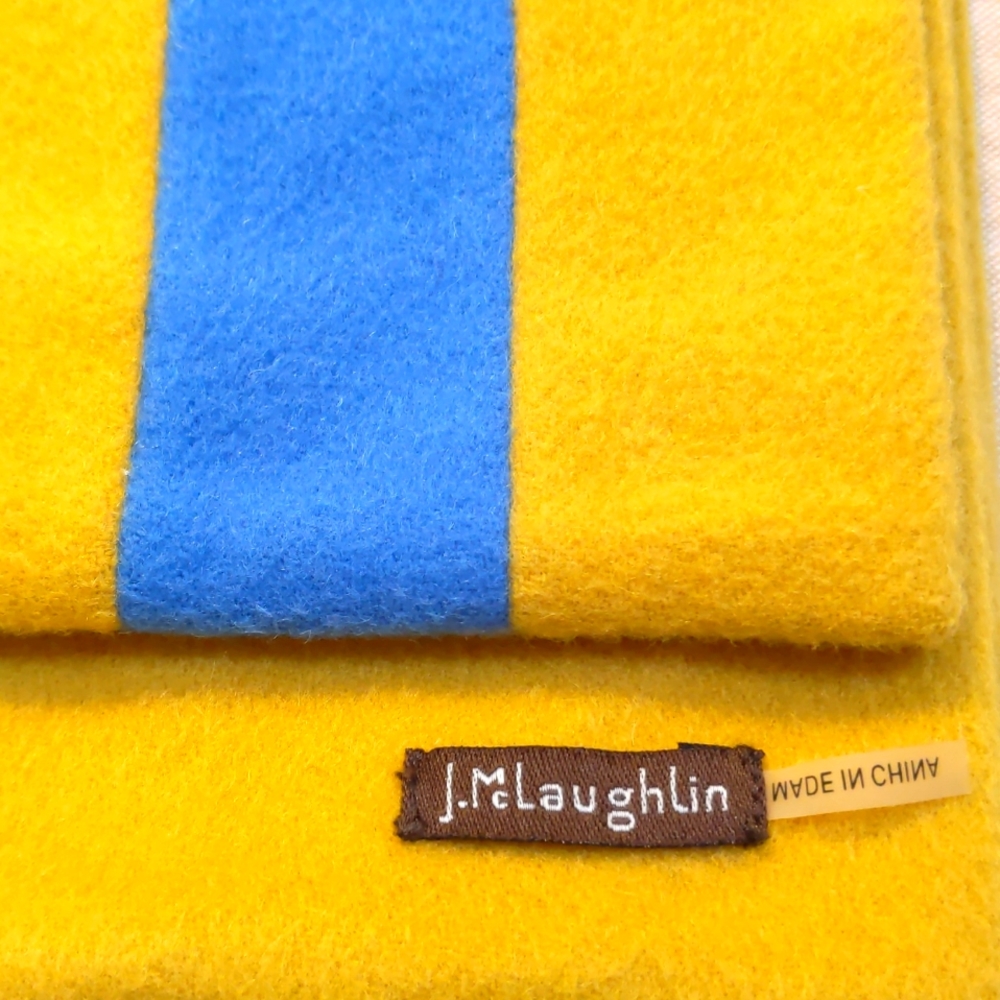 J. McLaughlin Scarf - Picture 5 of 5